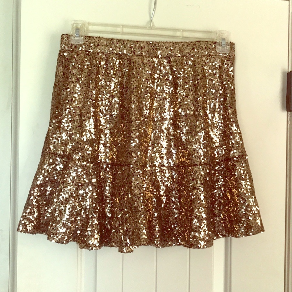 Xhiliration Gold and black sequin skirt
